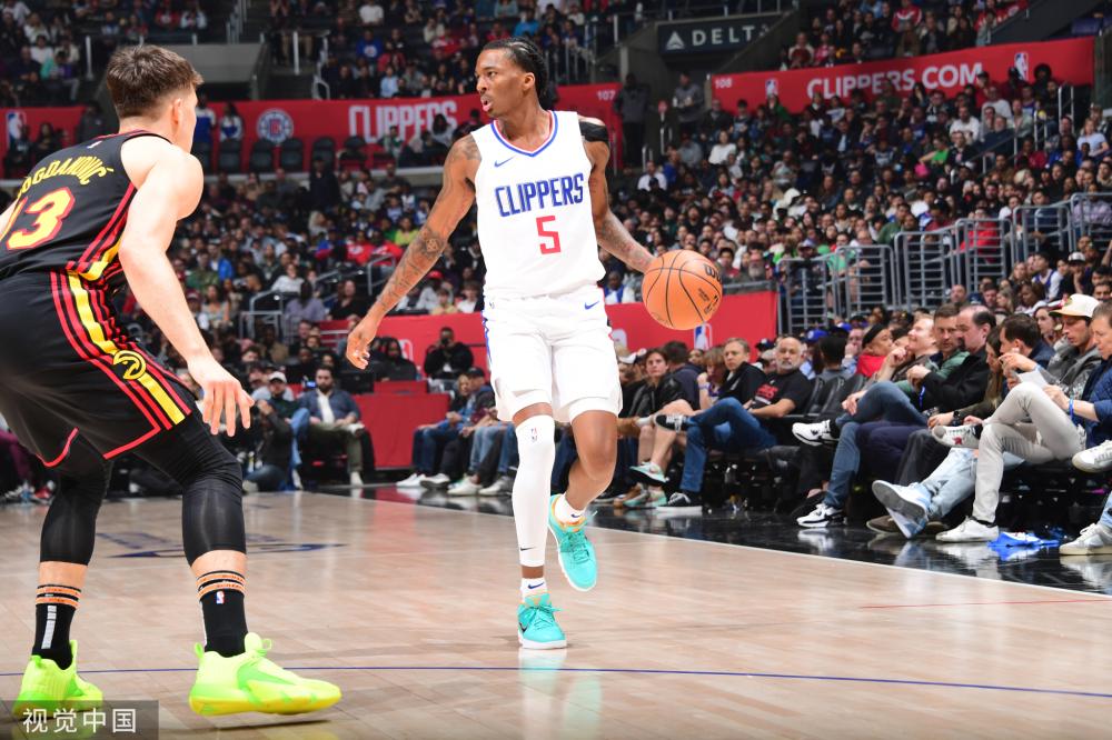 他在禁区内 他在禁区内